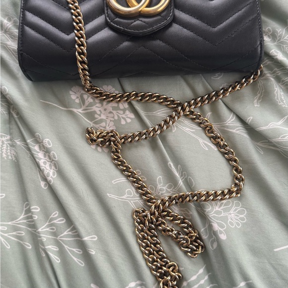 Gucci Black Quilted Crossbody with Gold Chain - Picture 1 of 4